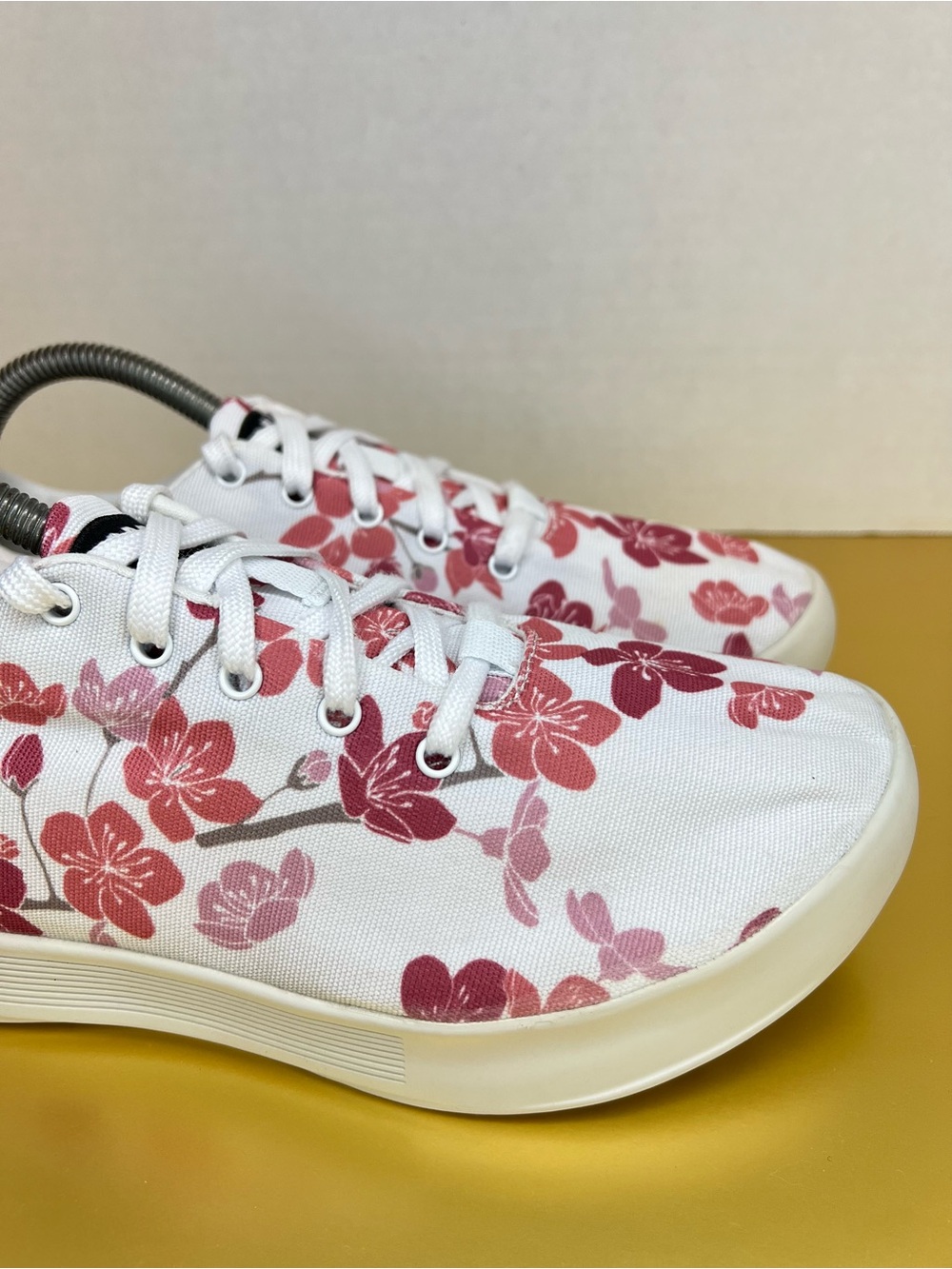 Nobull Canvas Trainer Low Cherry Blossom Sneakers WMNS 8.5 Very Clean NO INSOLES - Picture 7 of 15